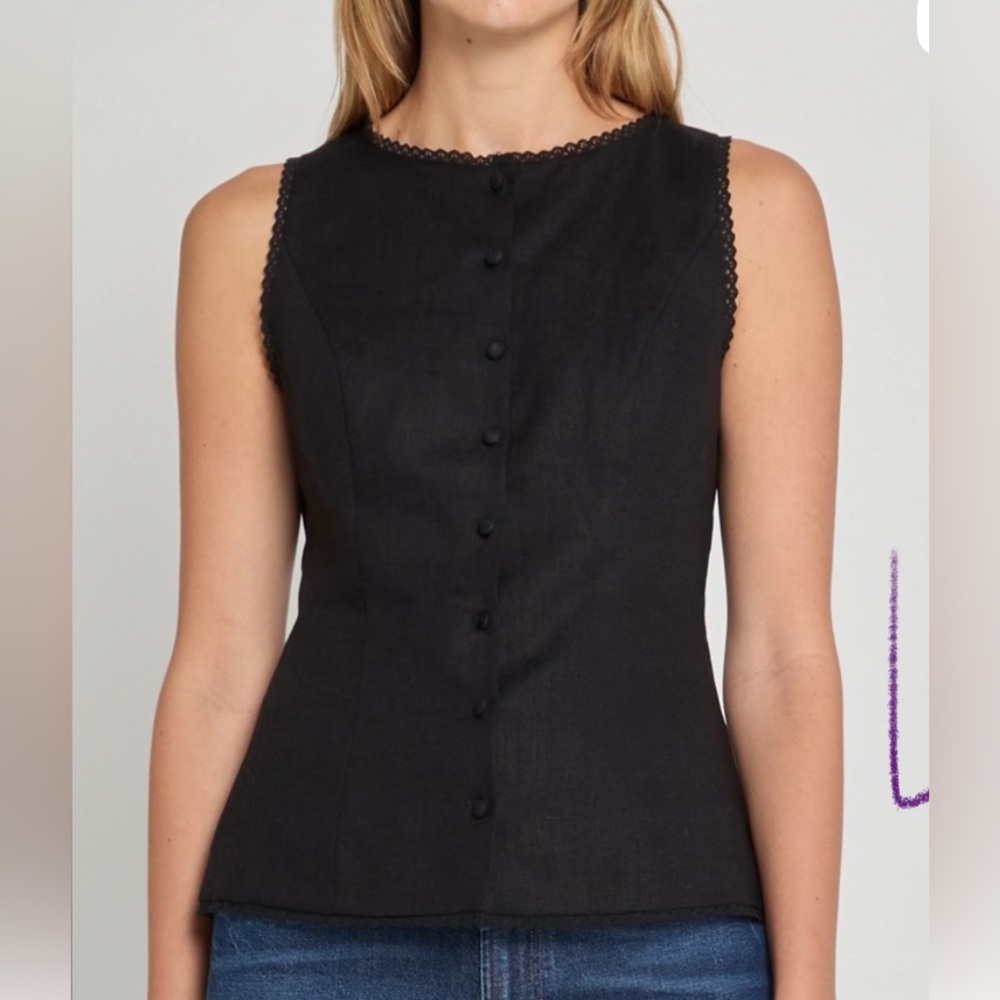 Black Sleeveless Button-Front Top